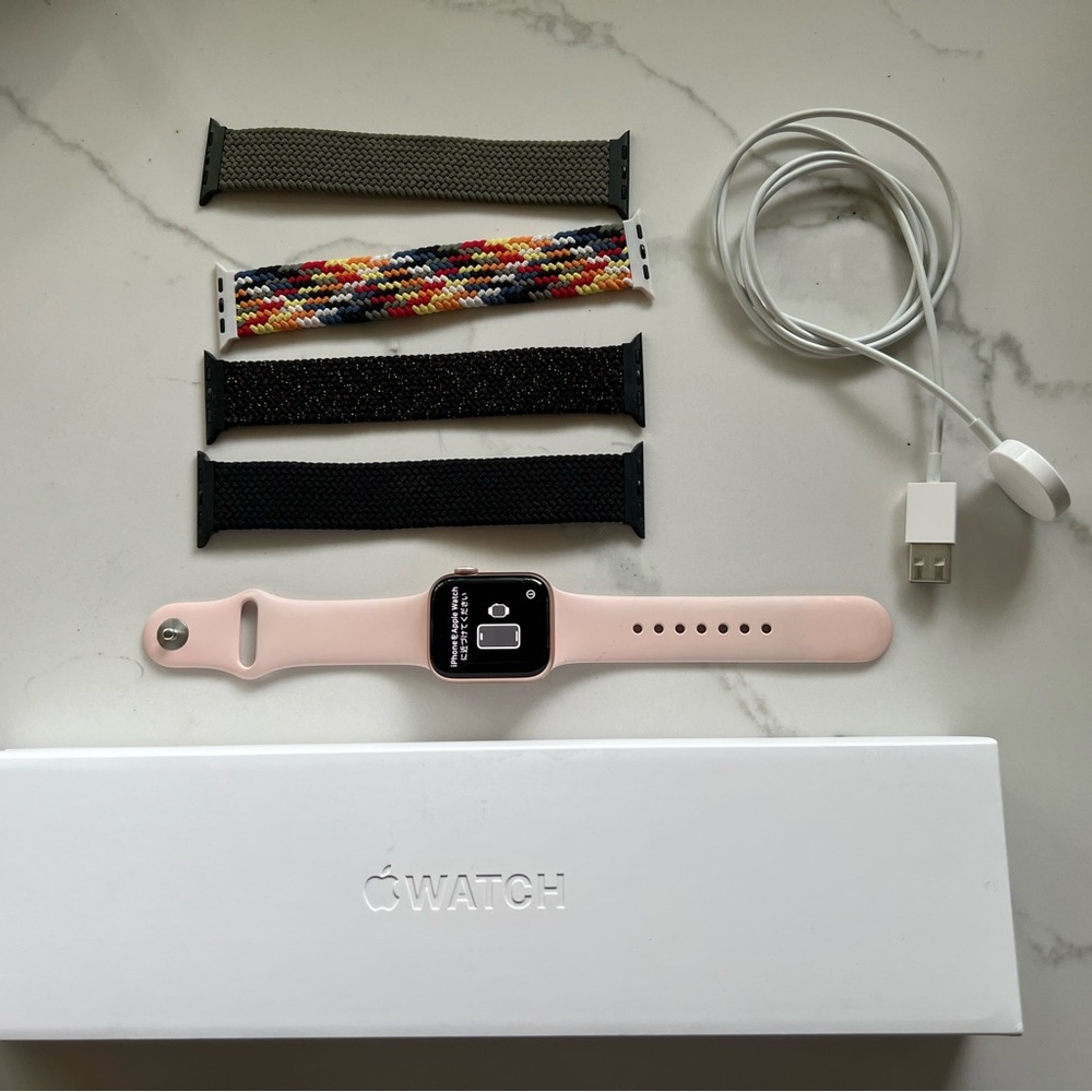 Apple Watch Series 6 Pink Sand 40 mm